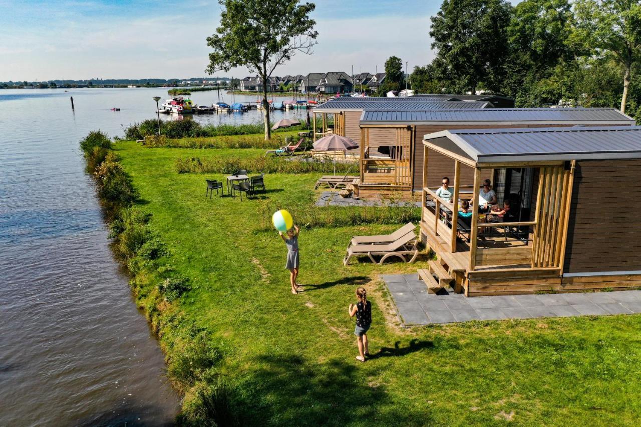 RCN Vakantiepark de Potten Offingawier Bagian luar foto