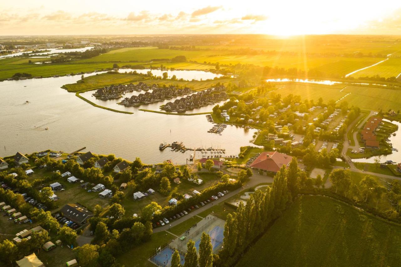 RCN Vakantiepark de Potten Offingawier Bagian luar foto