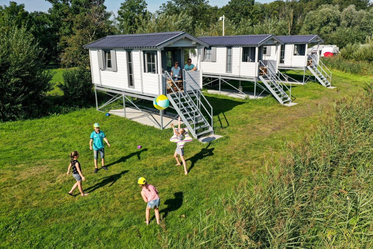 RCN Vakantiepark de Potten Offingawier Bagian luar foto