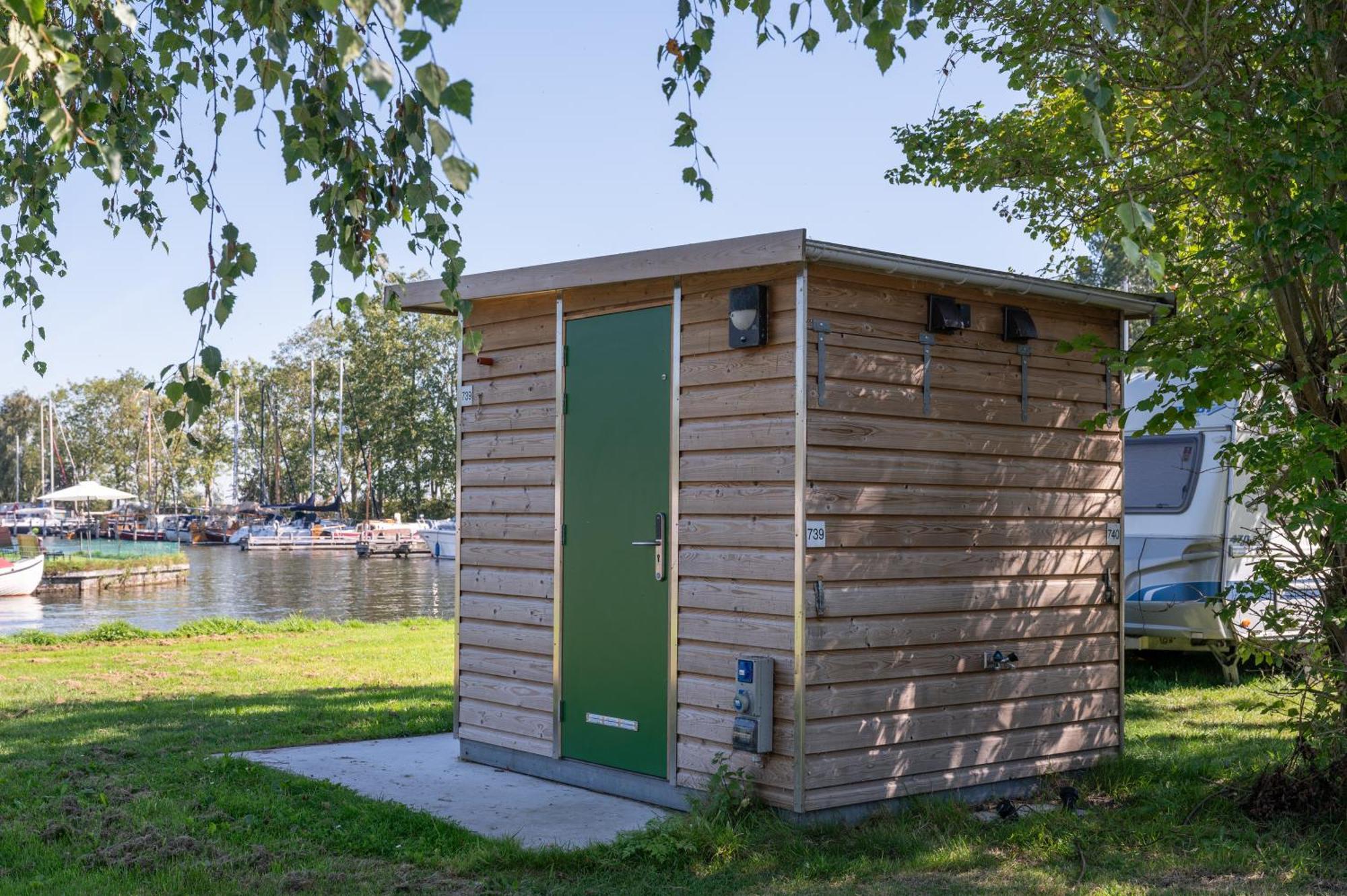 RCN Vakantiepark de Potten Offingawier Bagian luar foto
